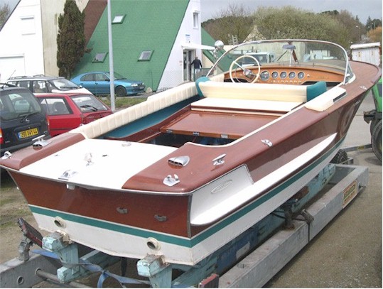 RIVA - LadyBen Classic Wooden Boats for Sale