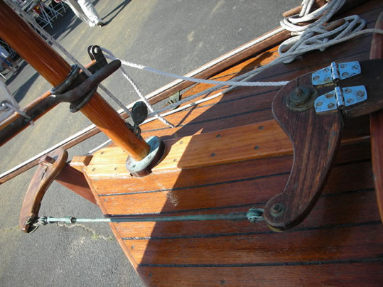 Lug Rigged Canoe Yawl - LadyBen Classic Wooden Boats for Sale