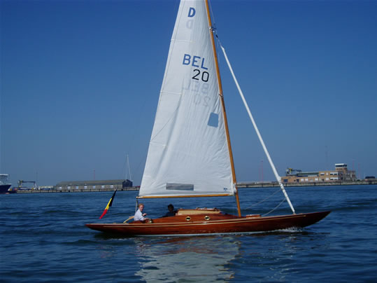 Dragon - LadyBen Classic Wooden Boats for Sale