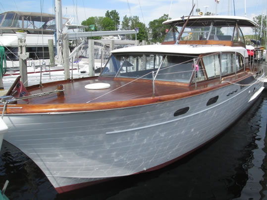 Chris-Craft - LadyBen Classic Wooden Boats for Sale